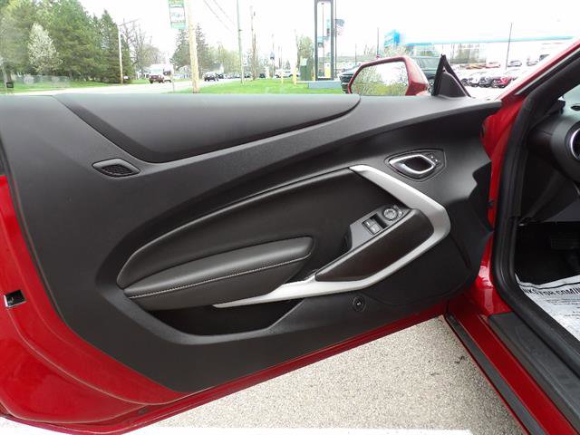 Certified 2021 Chevrolet Camaro LT RWD image 11