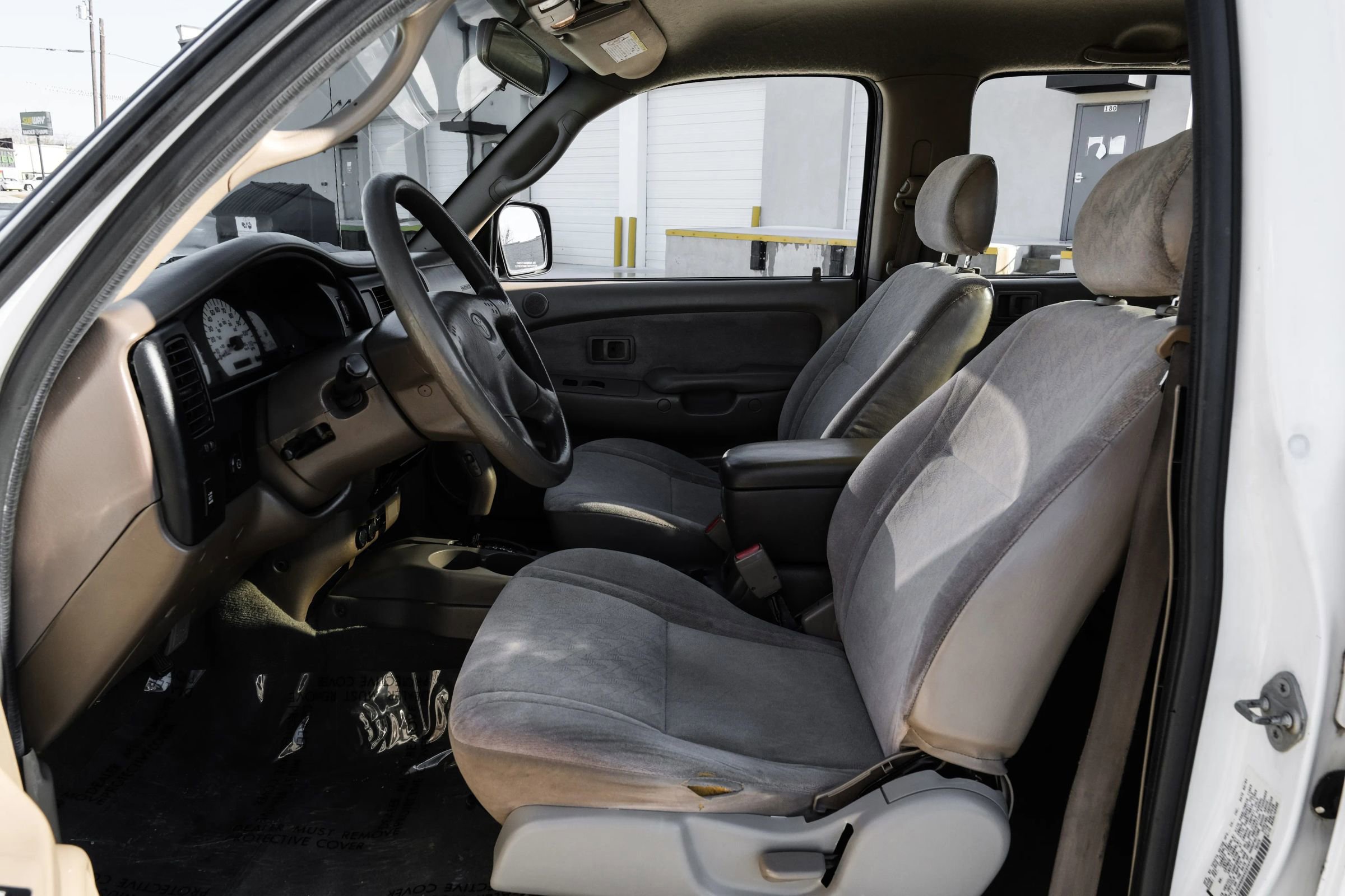 Used 2004 Toyota Tacoma PreRunner RWD image 4