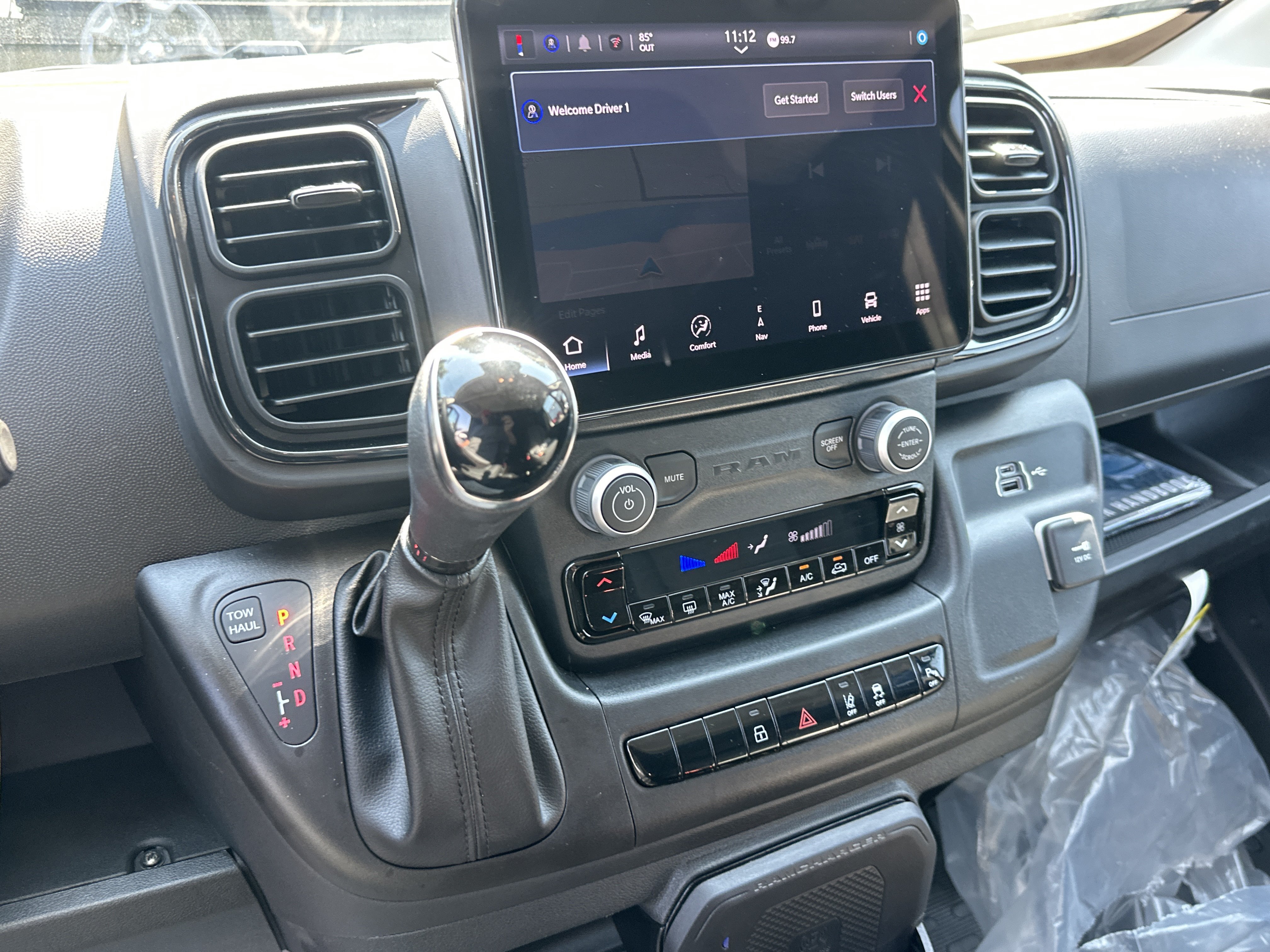 New 2026 RAM ProMaster 2500 w/ Premium Convenience Group FWD image 5