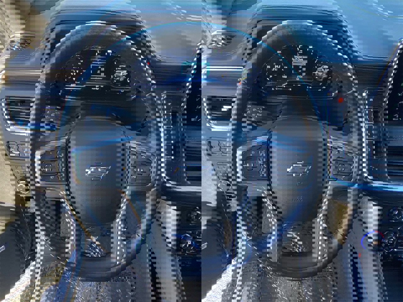 Used 2023 Chevrolet Suburban Z71 w/ Luxury Package image 24