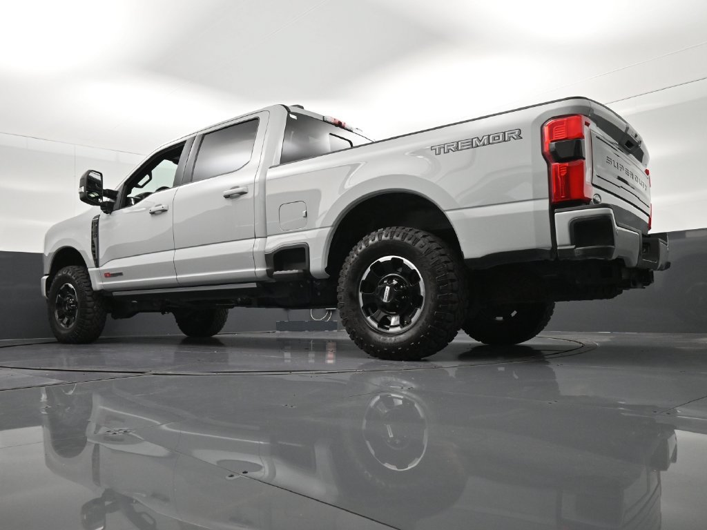 Used 2025 Ford F250 Platinum w/ Tremor Off-Road Package AWD/4WD image 24