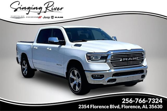 Used 2023 RAM 1500 Laramie AWD/4WD image 1