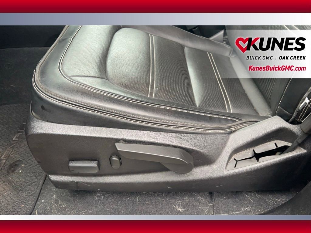 Used 2021 GMC Canyon Denali image 9