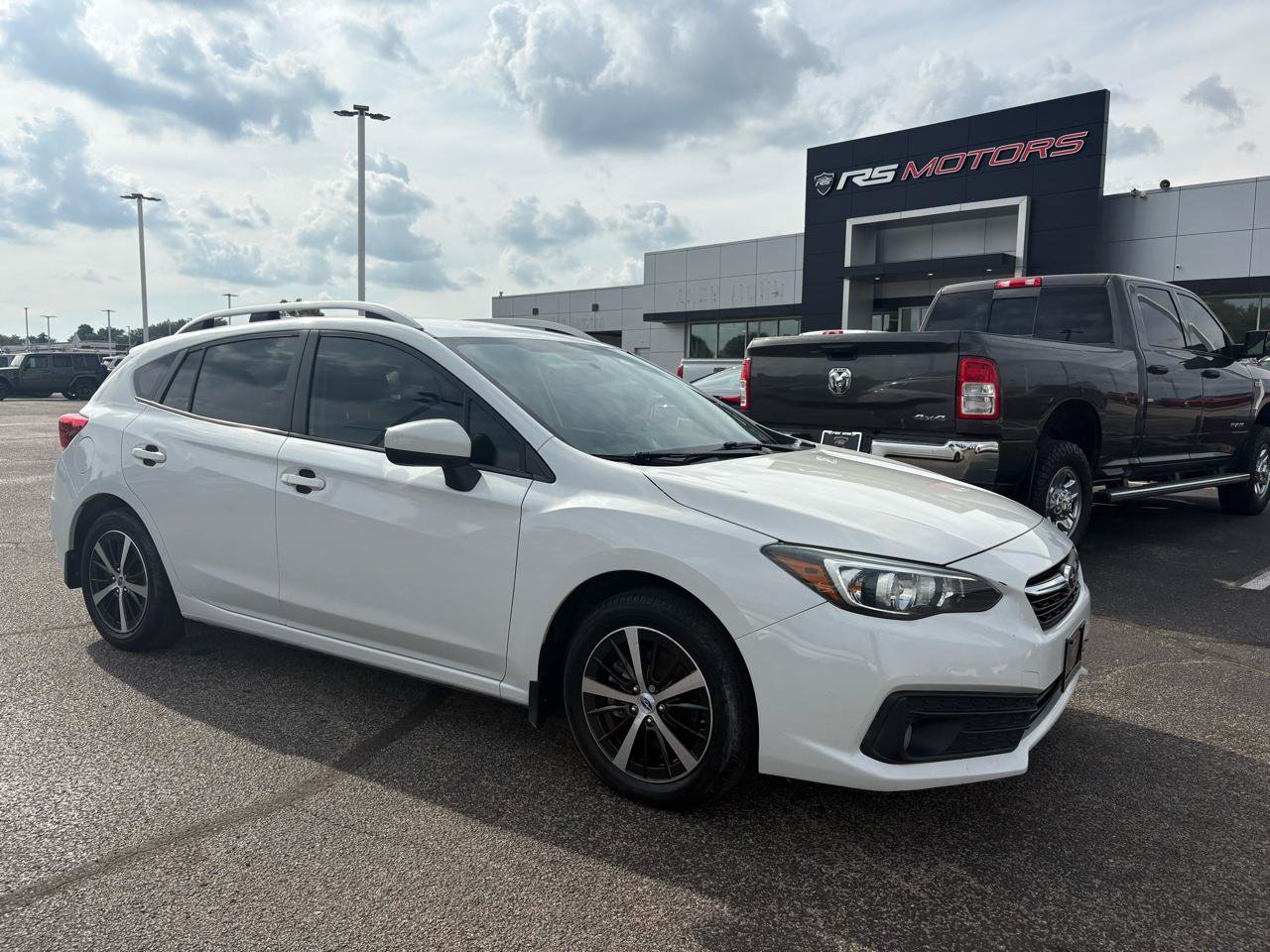 Used 2021 Subaru Impreza 2.0i Premium AWD/4WD image 2