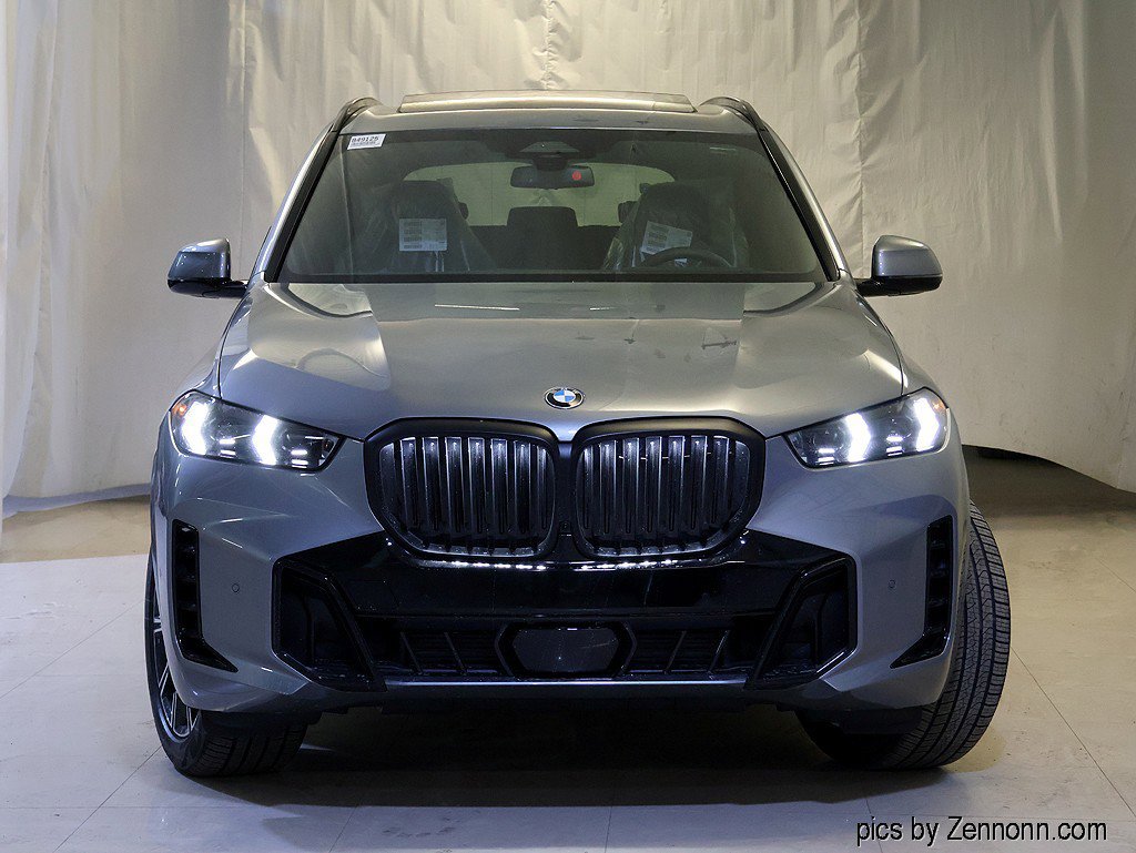 Used 2026 BMW X5 xDrive40i w/ M Sport Package AWD/4WD image 2
