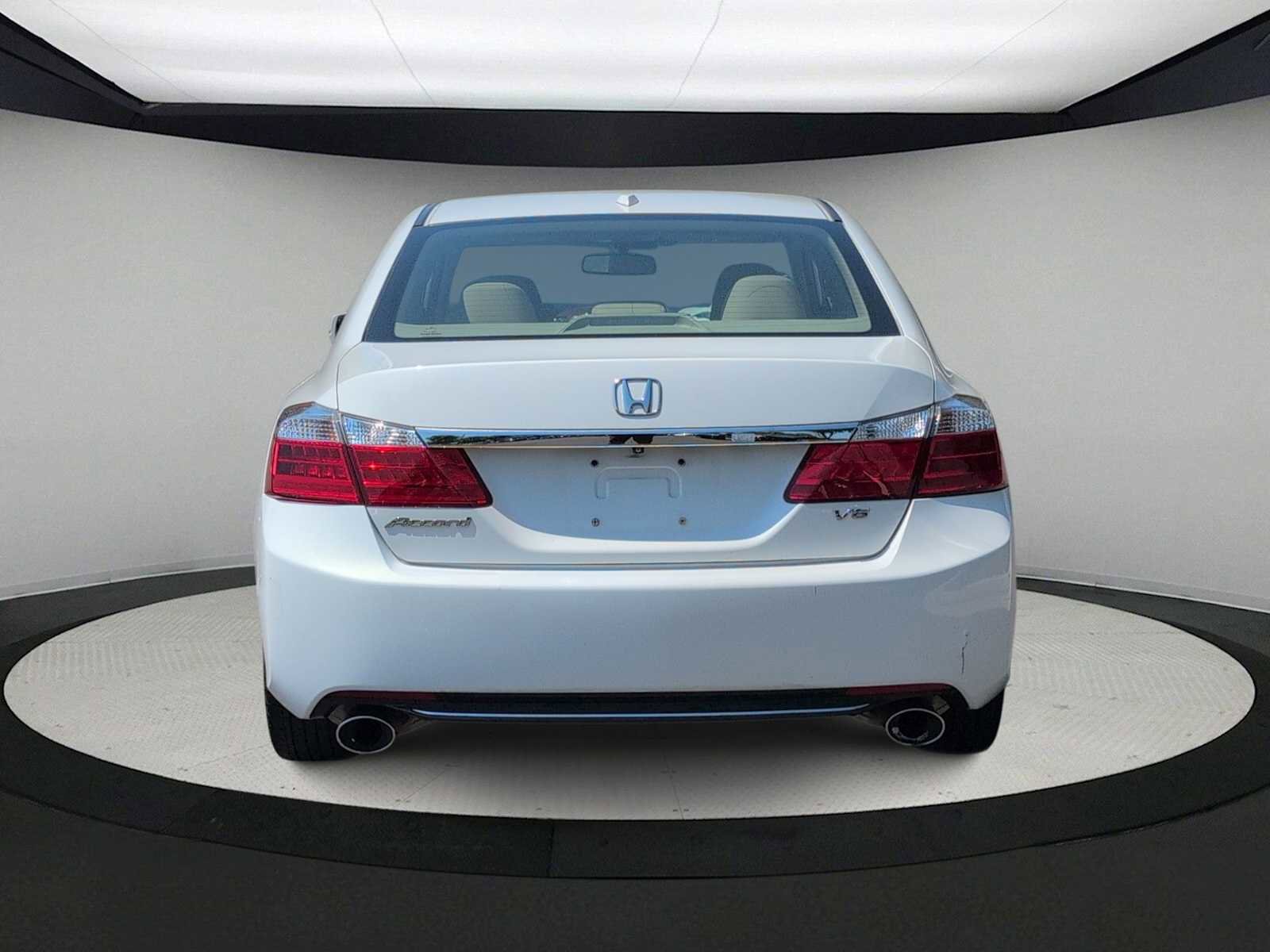 Used 2015 Honda Accord EX-L image 7