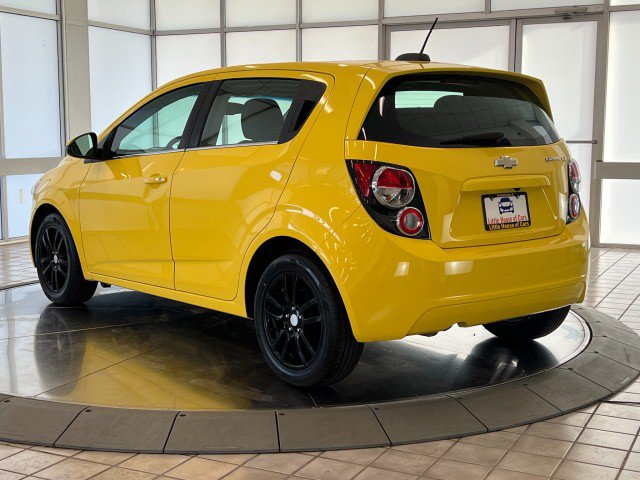 Used 2015 Chevrolet Sonic LT w/ LT Promotional Package FWD image 5