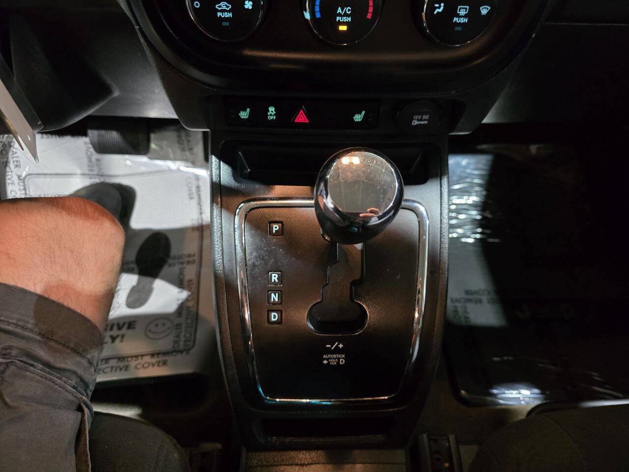 Used 2016 Jeep Patriot Latitude image 37