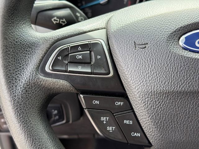 Used 2018 Ford Focus SE w/ SE Appearance Package image 24