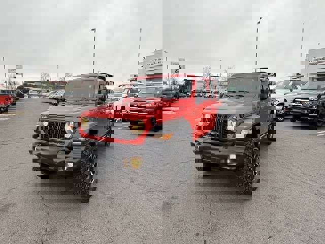 Used 2025 Jeep Wrangler Sport S image 8