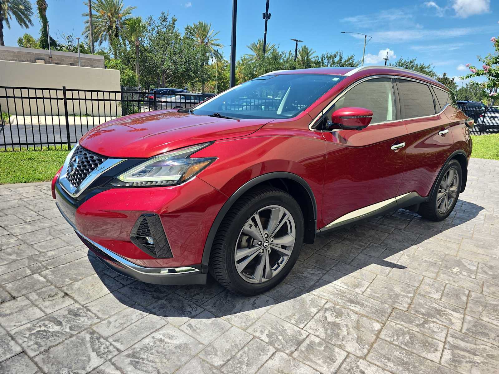 Used 2021 Nissan Murano Platinum w/ Cargo Package FWD image 8