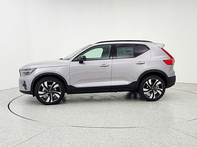 New 2026 Volvo XC40 B5 Plus w/ Climate Package AWD/4WD image 8