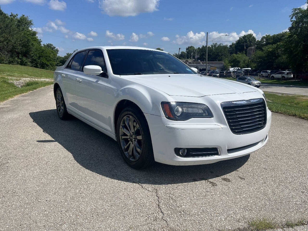 Used 2014 Chrysler 300 S AWD/4WD image 3