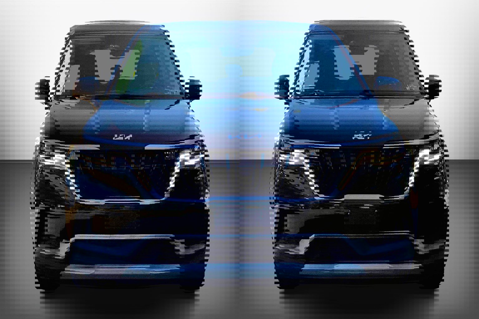 Used 2024 Kia Carnival LX image 5