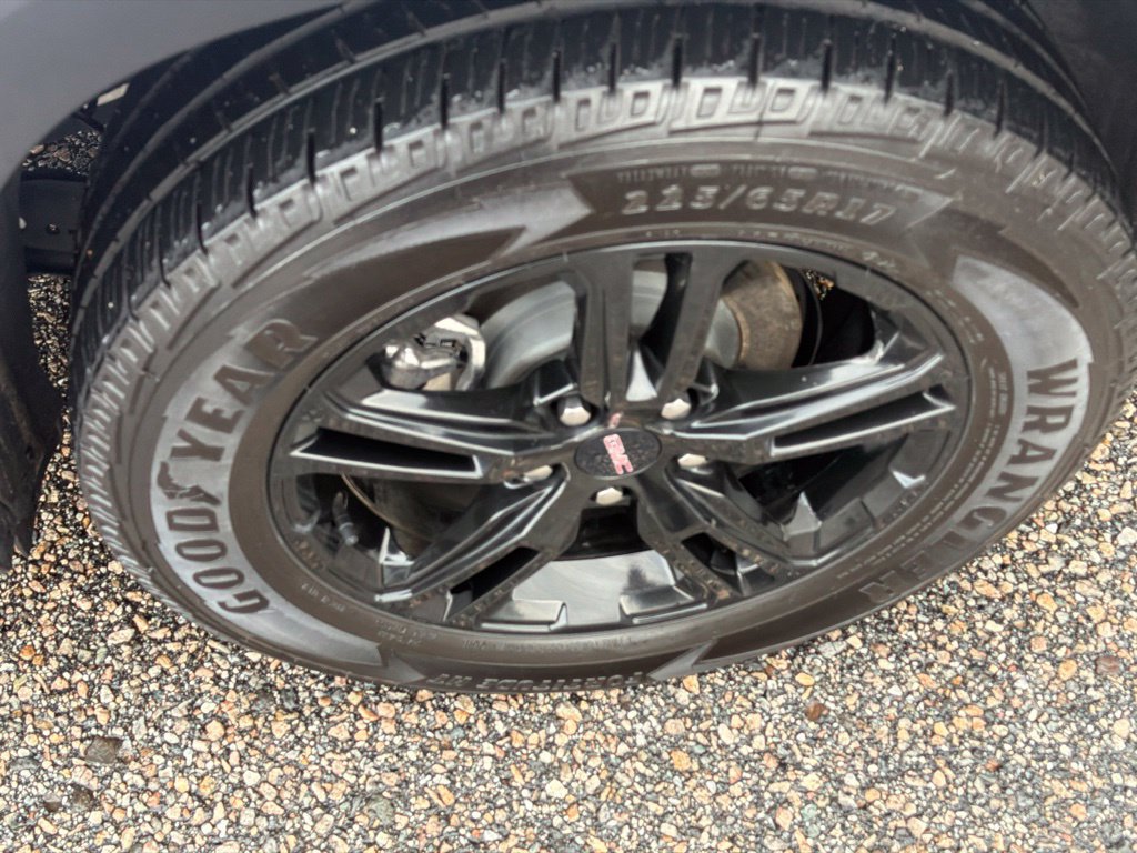 Certified 2023 GMC Terrain AT4 w/ Tech Package AWD/4WD image 11