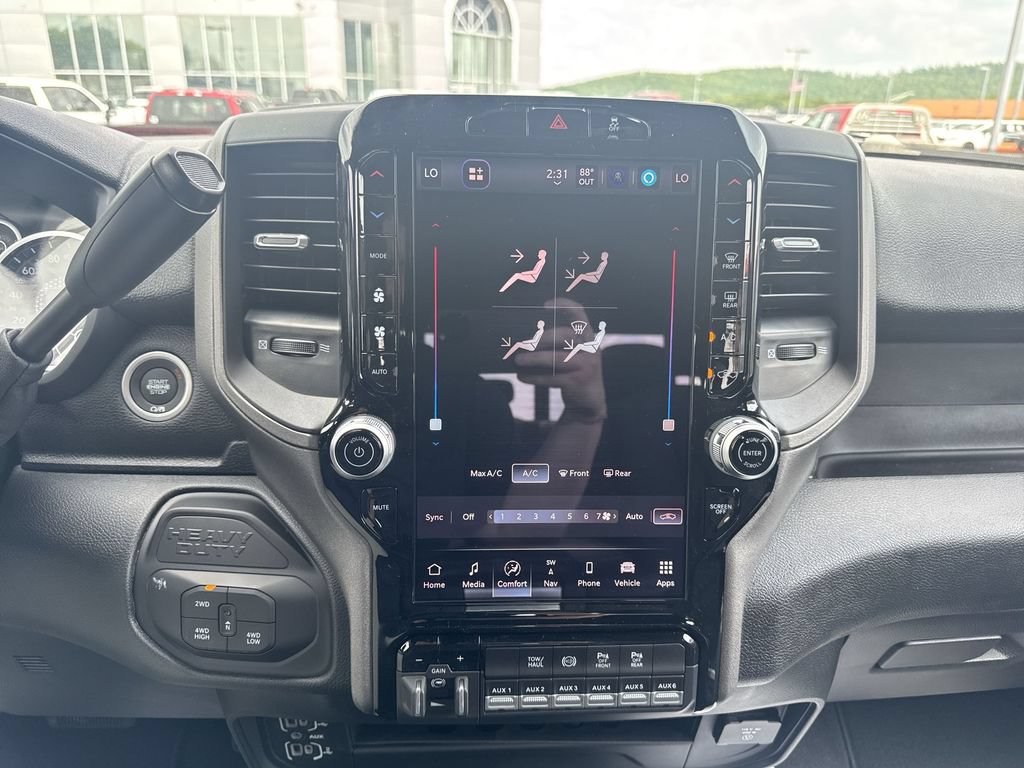 New 2026 RAM 3500 Tradesman AWD/4WD image 20