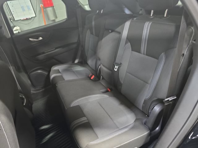 New 2025 Chevrolet Blazer LT w/ Convenience Package FWD image 17