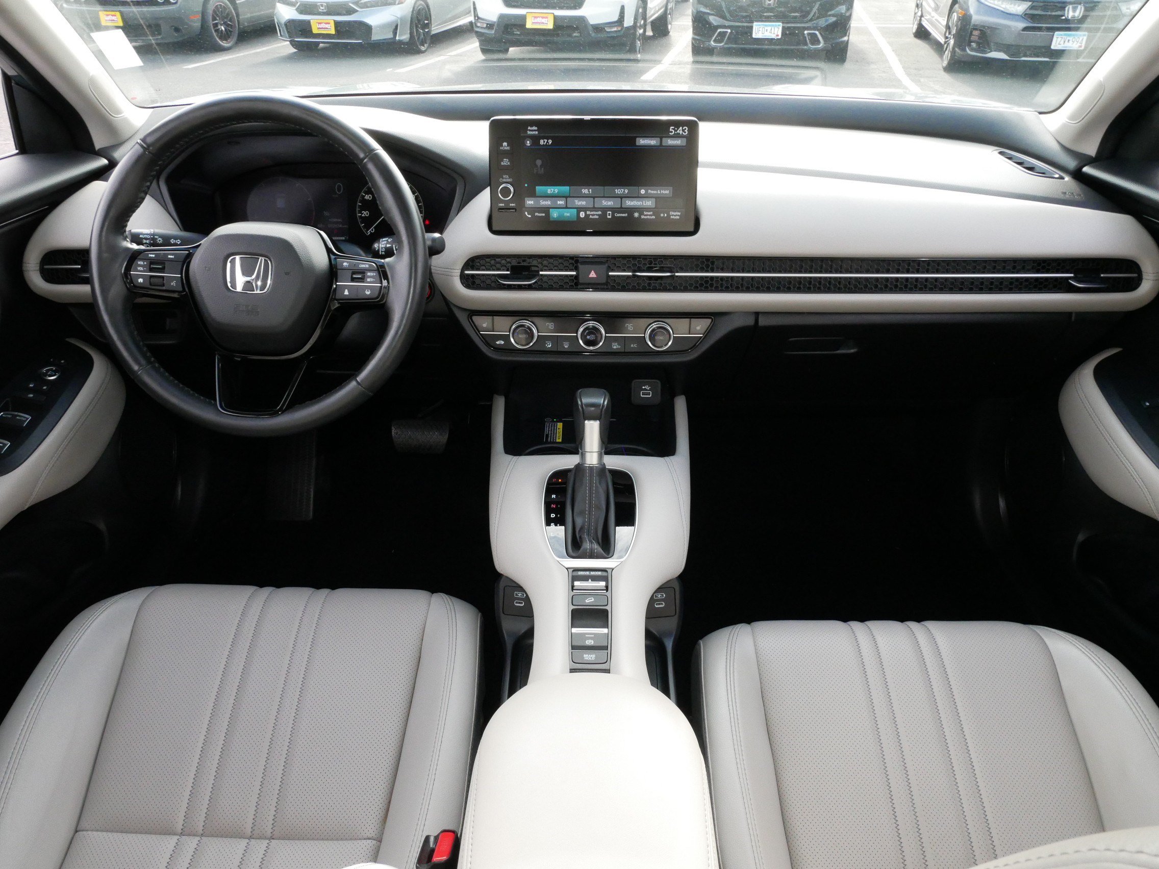 Used 2024 Honda HR-V EX-L image 10