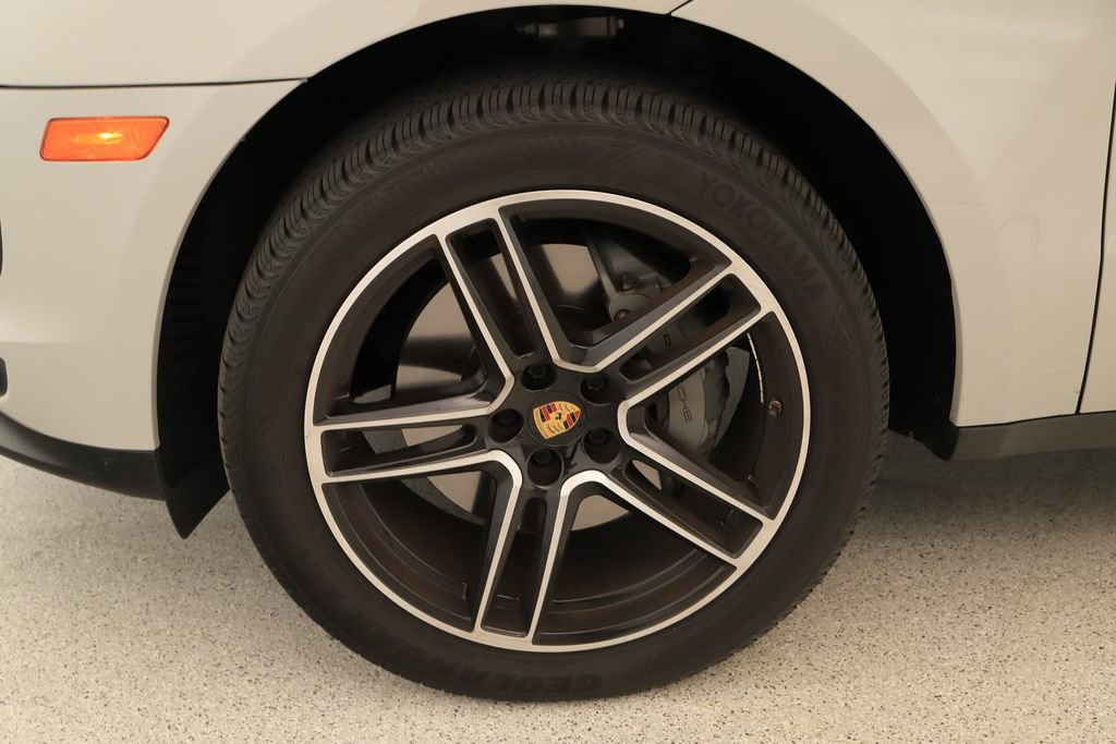 Used 2019 Porsche Macan S AWD/4WD image 38