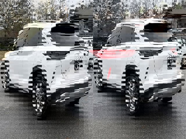 Used 2021 INFINITI QX50 Luxe image 5