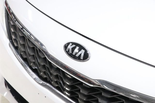 Used 2020 Kia Optima LX FWD image 12