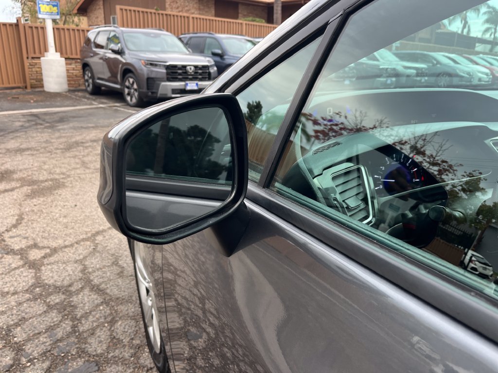 Used 2013 Honda Civic LX image 45
