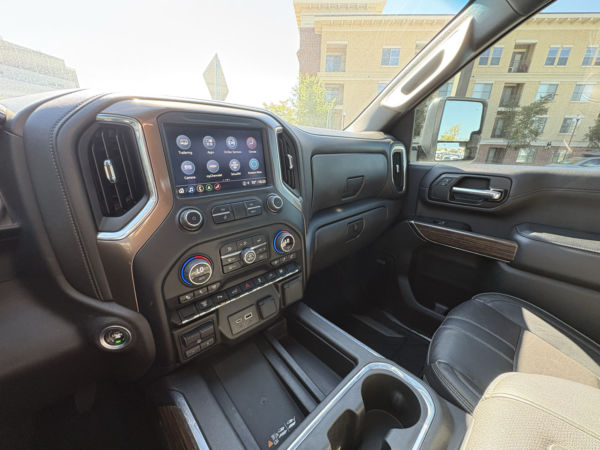 Used 2022 Chevrolet Silverado 3500 High Country AWD/4WD image 31