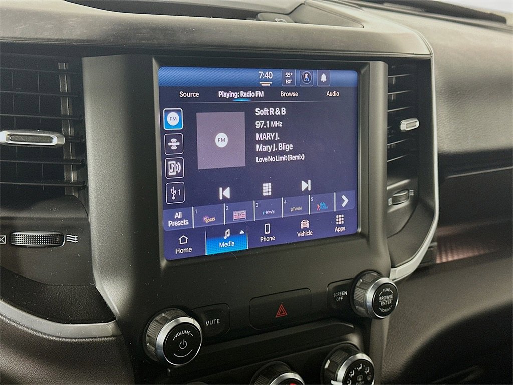 Used 2024 RAM 2500 Big Horn w/ Bed Utility Group image 17