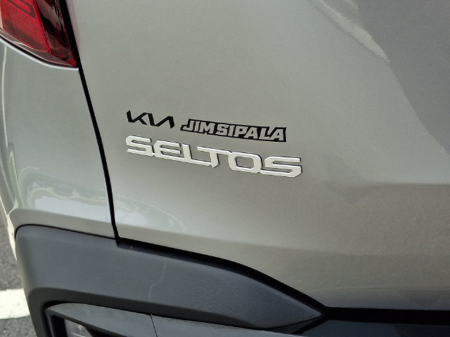 Used 2024 Kia Seltos X-Line AWD/4WD image 29