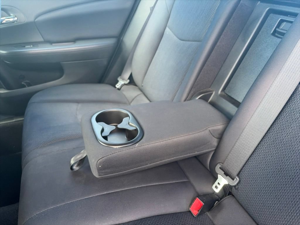 Used 2014 Chrysler 200 LX FWD image 24