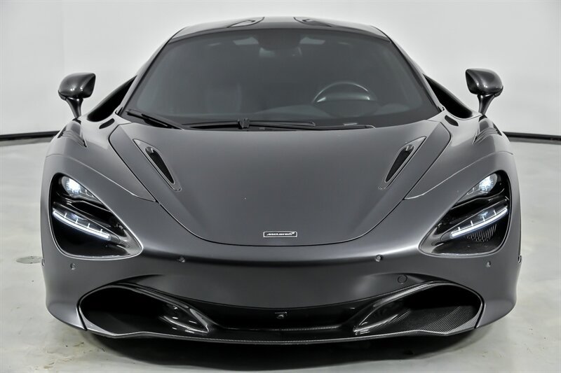 Used 2019 McLaren 720S RWD image 8