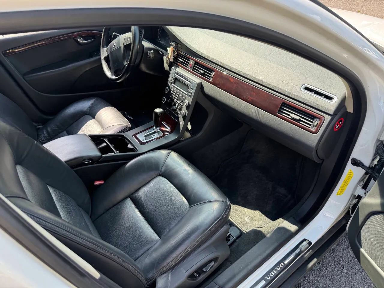 Used 2008 Volvo XC70 3.2 image 20