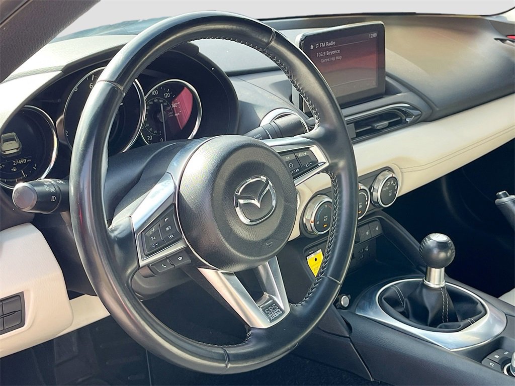 Used 2021 MAZDA MX-5 Miata RF Grand Touring w/ Appearance Package image 9