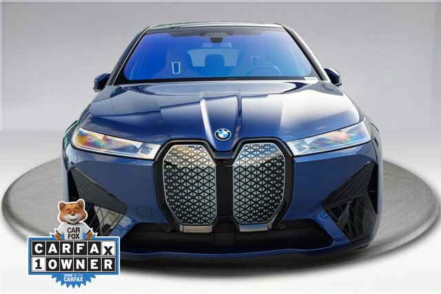 Used 2023 BMW iX xDrive50 w/ Premium Package AWD/4WD image 2