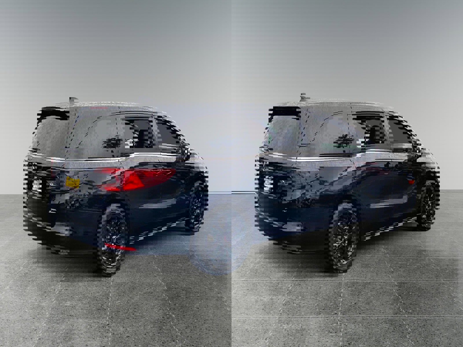 Used 2024 Honda Odyssey Sport image 5