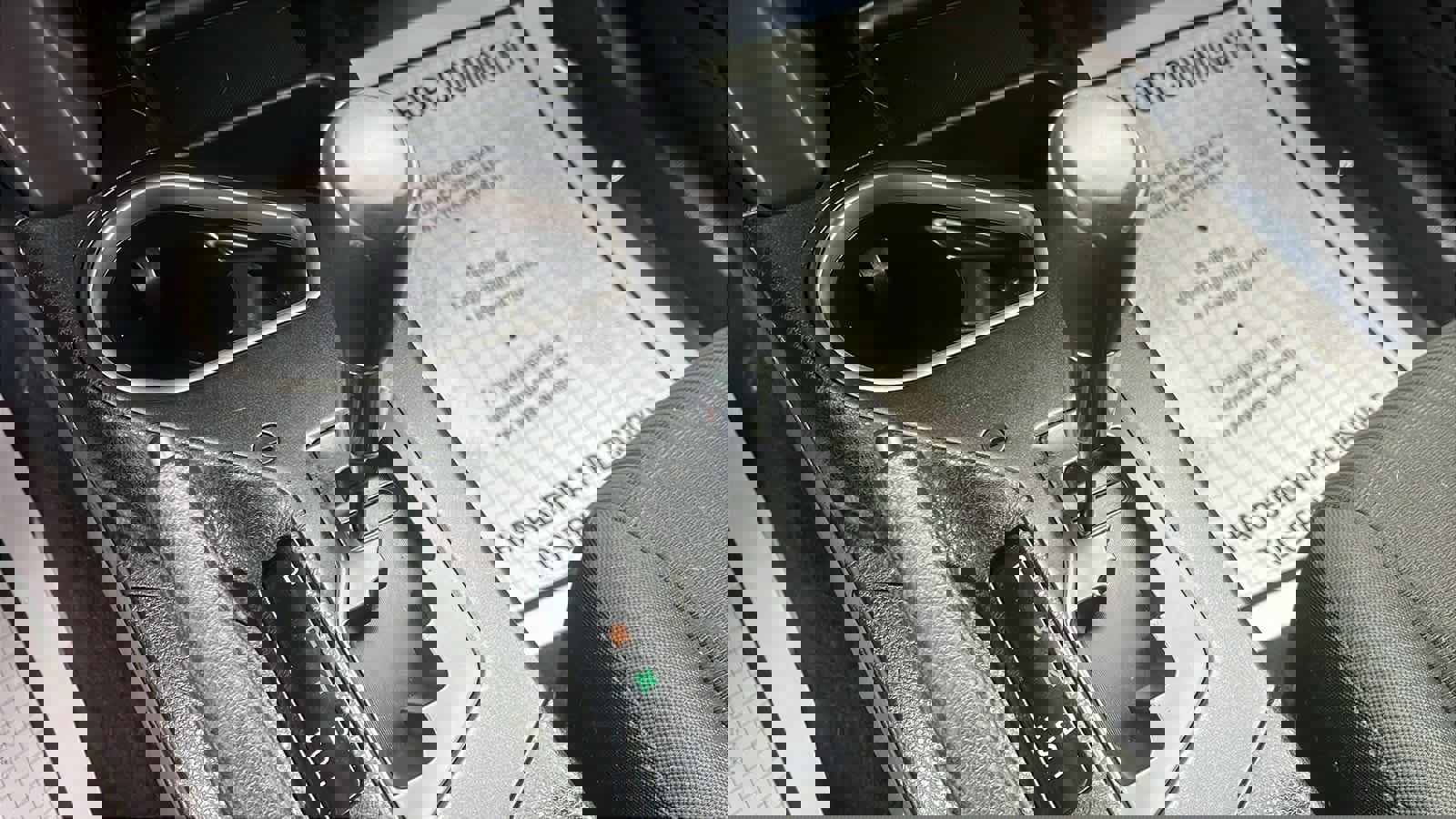 Used 2018 Toyota RAV4 LE image 19