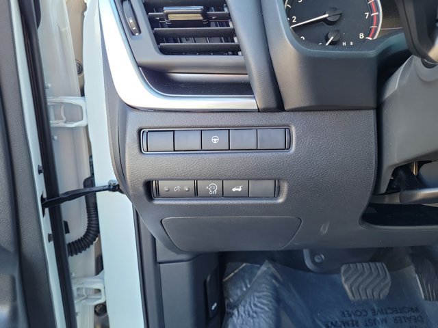 Used 2026 Nissan Rogue SV FWD image 21