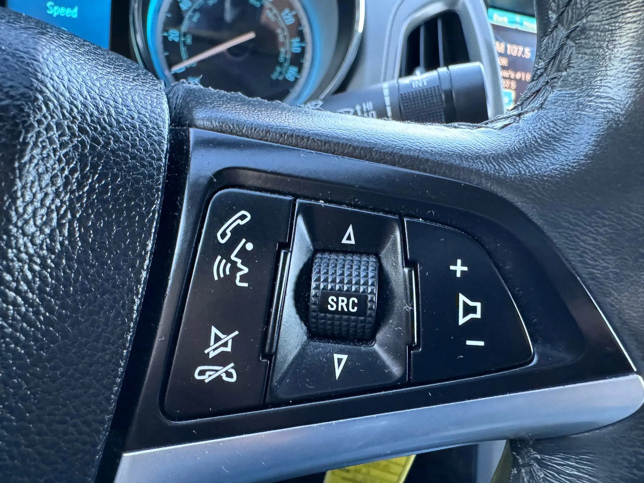 Used 2017 Buick Verano Sport Touring image 31