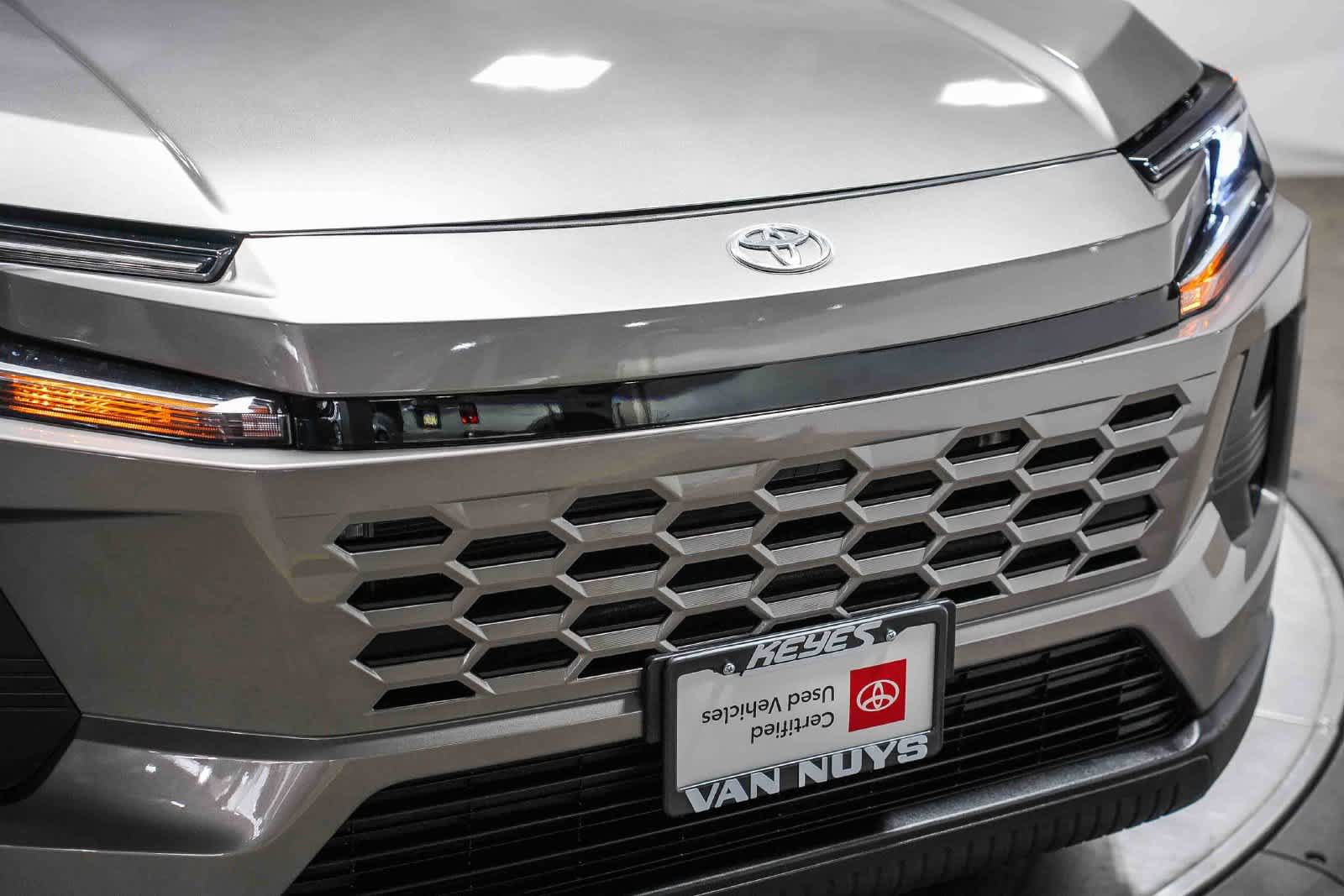 Certified 2026 Toyota RAV4 LE AWD/4WD image 6