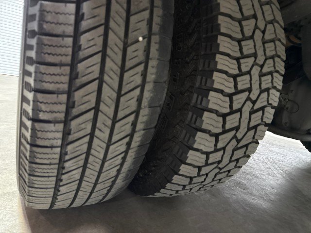 Used 2024 Ford F350 Lariat image 43