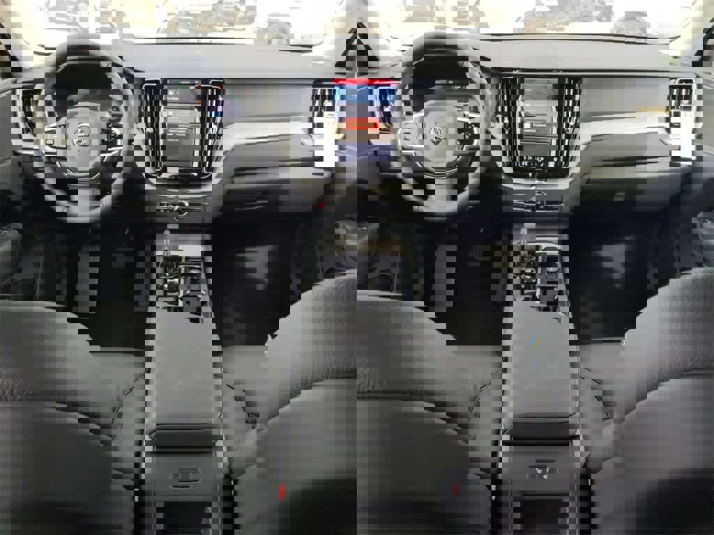 Used 2025 Volvo XC60 T8 Plus w/ Protection Package Premier image 13