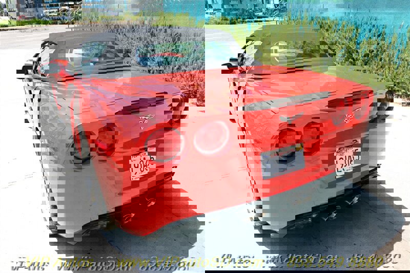 Used 2013 Chevrolet Corvette Convertible w/ Battery Protection Package image 26