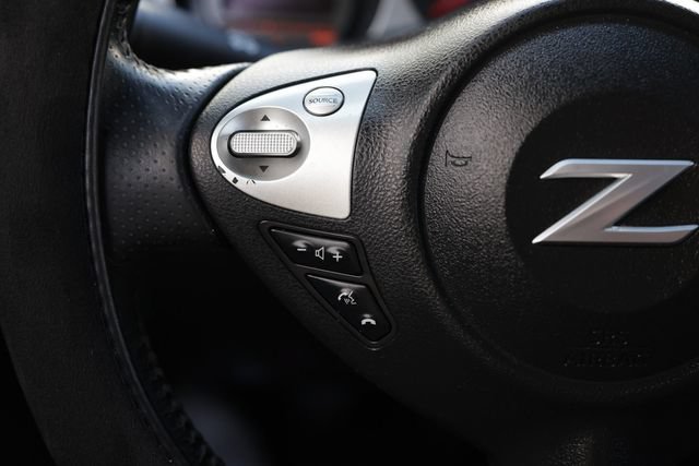 Used 2016 Nissan 370Z Coupe RWD image 23
