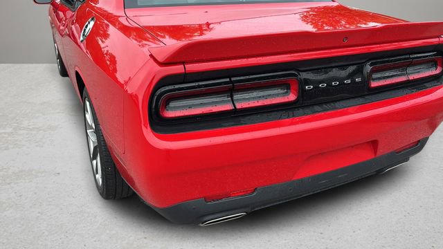 Used 2020 Dodge Challenger SXT w/ Plus Package RWD image 33
