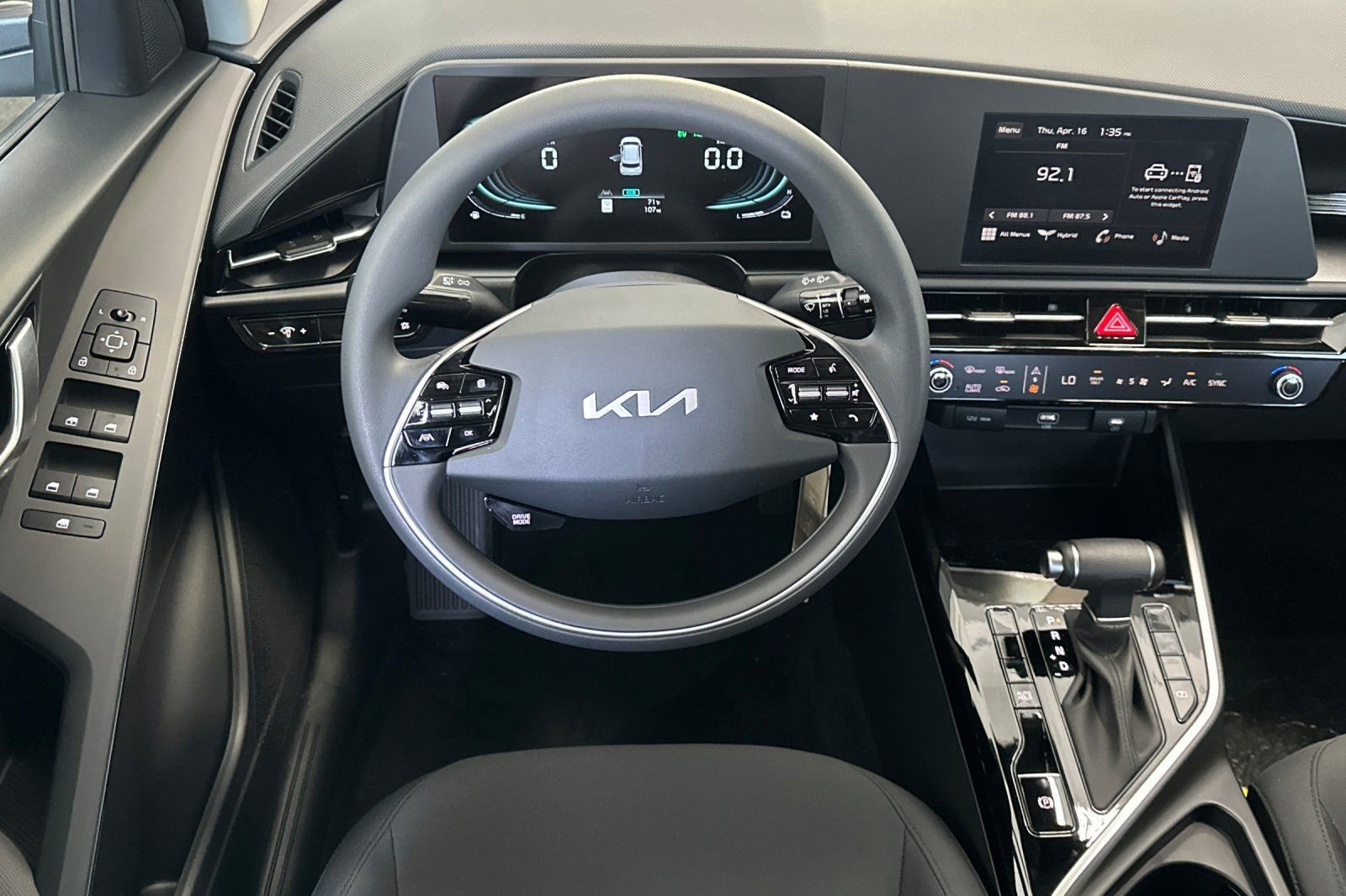 New 2026 Kia Niro LX image 14