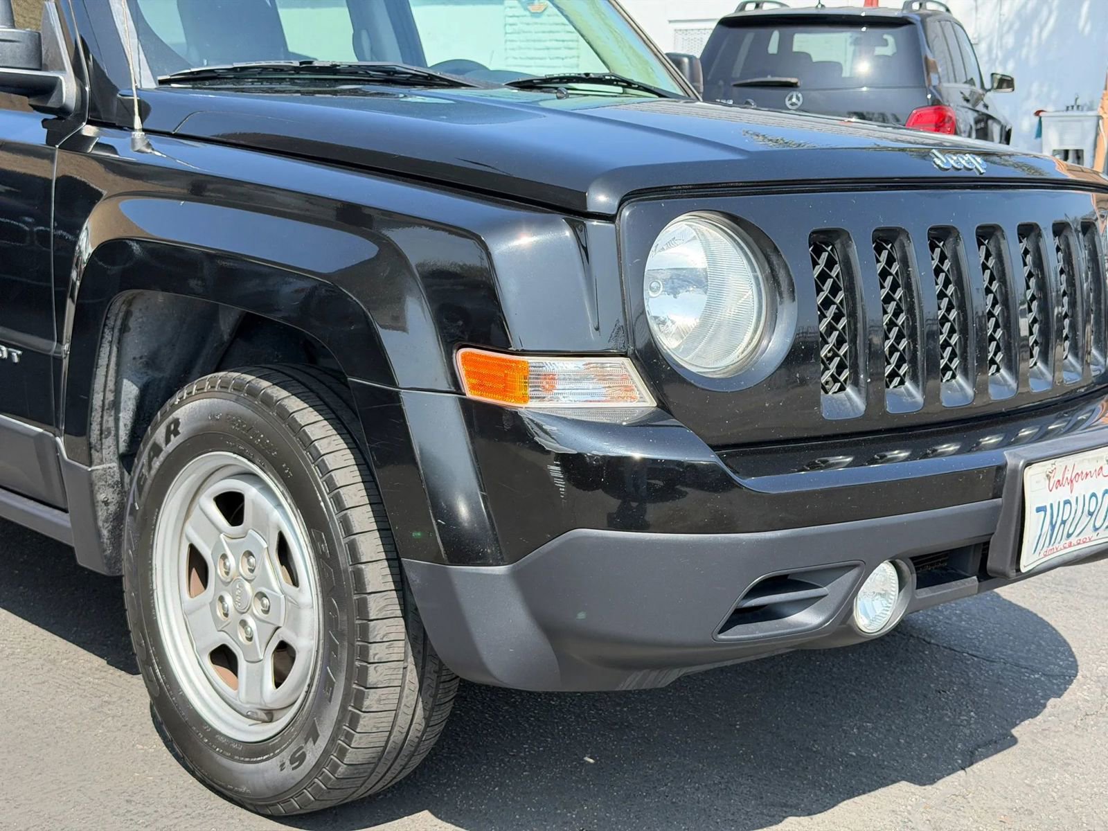 Used 2015 Jeep Patriot Sport w/ Power Value Group FWD image 13