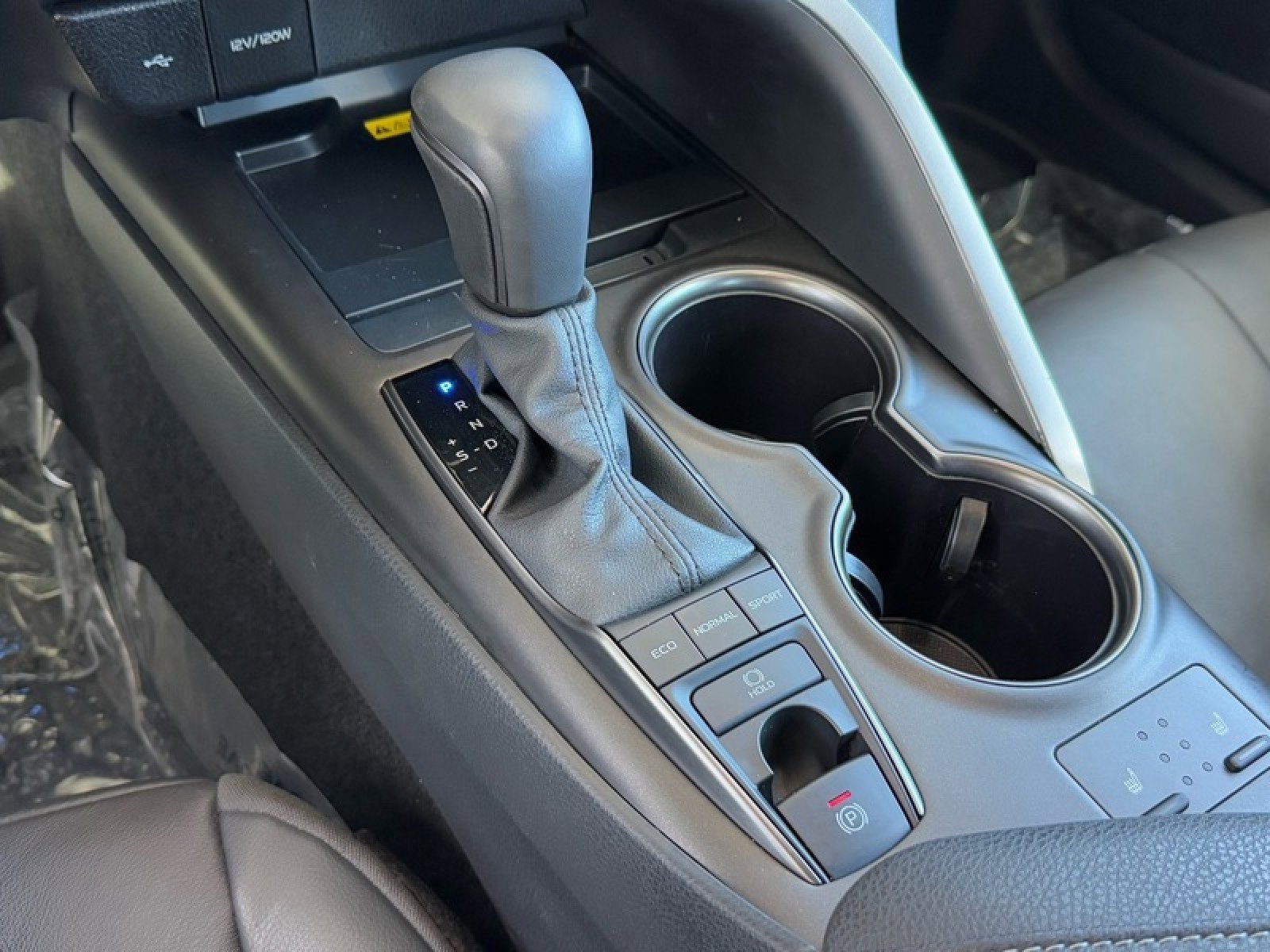 Used 2024 Toyota Camry XSE image 34