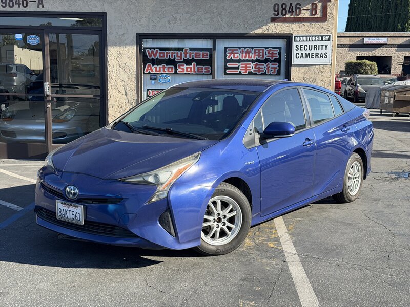 Used 2017 Toyota Prius One FWD image 1