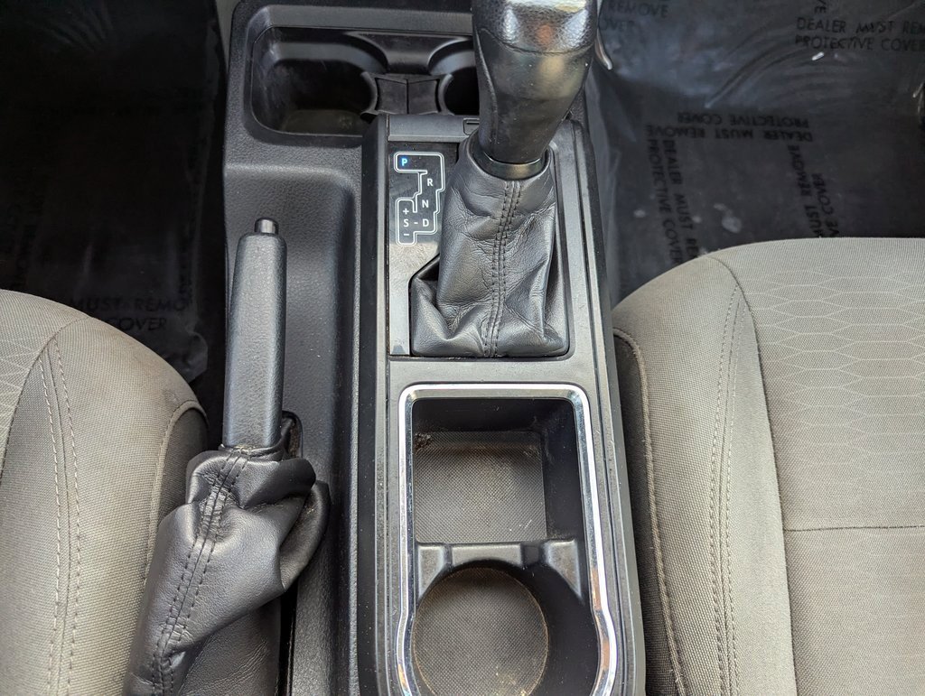 Used 2017 Toyota Tacoma SR image 16