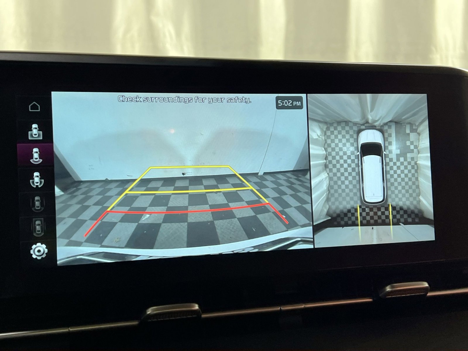 Used 2023 Kia Carnival SX image 29